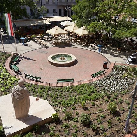 Ili Apartment Budapest Luaran gambar