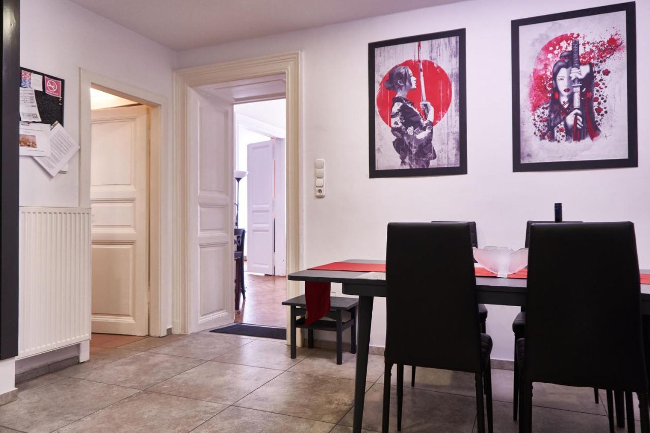 Ili Apartment Budapest Luaran gambar